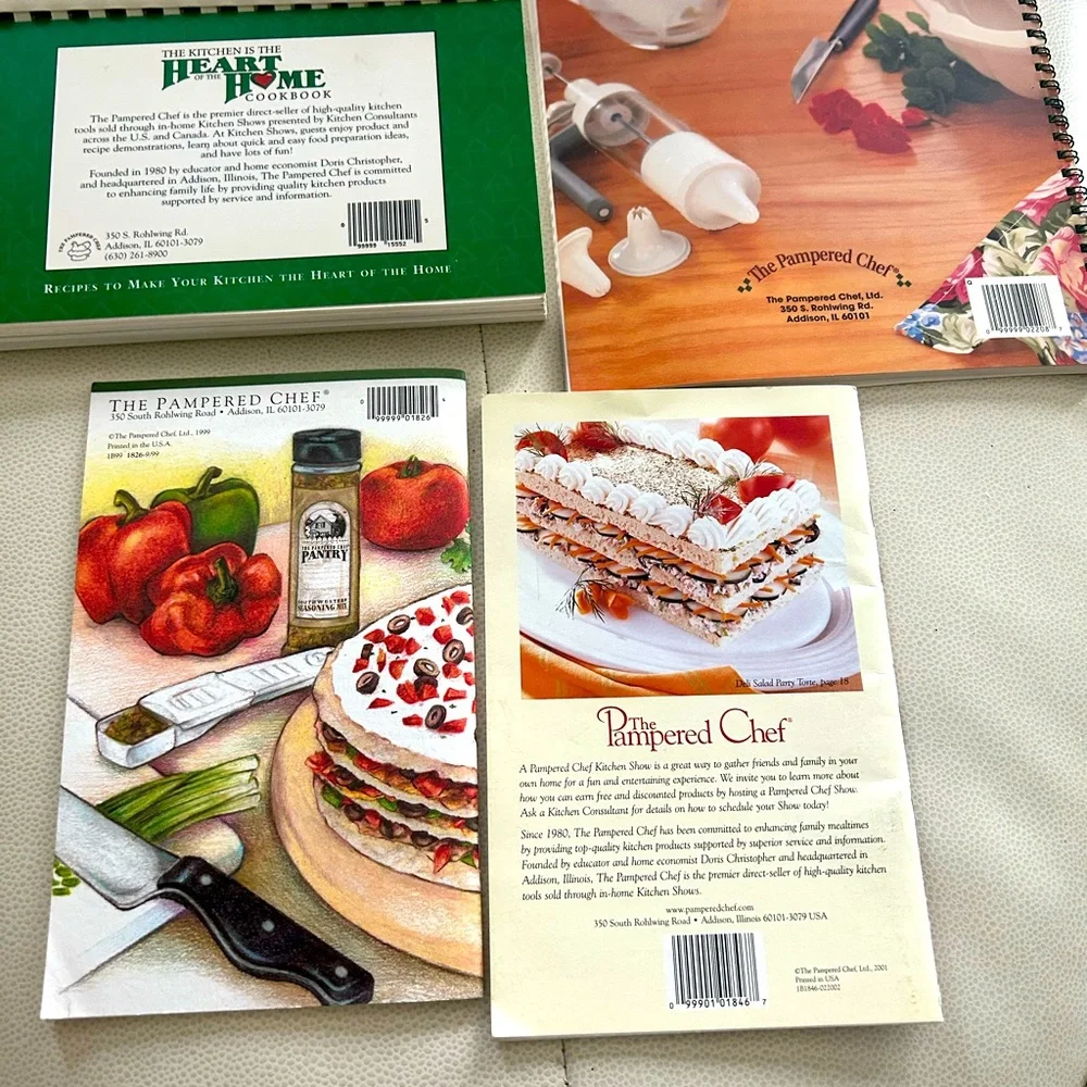 Pampered Chef Cookbook Collection Set of 4 Stoneware  Season’s Best ❤️ To Home